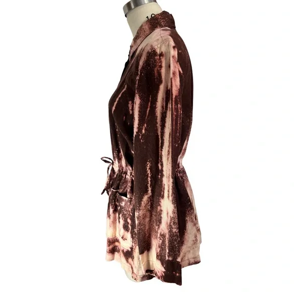 Custom Upcycled Linen Button-Up Shirt with Drawstring Waist and Front Pockets - Picture 6 of 11